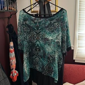 Green and black Ana blouse
